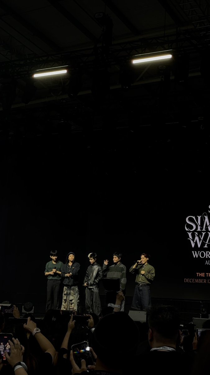 They’re real!!!!

SB19 SHAKES AOTEAROA
#SAWinAuckland
#SimulaAtWakasNZ
<a href="/SB19Official/">SB19 Official</a> #SB19