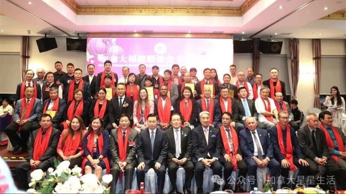 RealAndyLeeShow's tweet image. I just thought everyone should know floor-crosser Michael Ma was hanging around former Senator Victor Oh, Geng Tan, Vincent Ke, Michael Chan, Consul General Cheng Hongbo, and person of interest to CSIS, Wei Chengyi.