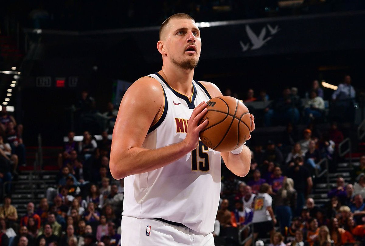 hoopsview's tweet image. NIKOLA JOKIC TONIGHT:

36 POINTS
12 REBOUNDS
8 ASSISTS
14/16 FGM
2/2 3PM

ONLY PLAYED 3 QUARTERS 🤯