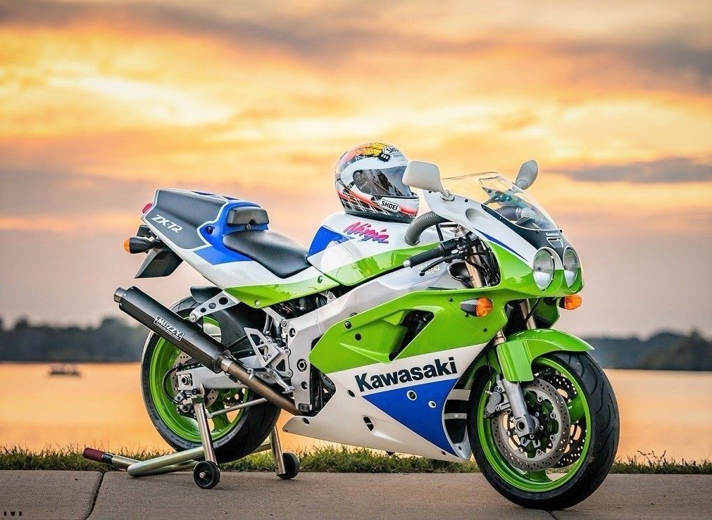 ⛩️⛩️🇯🇵 1992 #KAWASAKI ZX-7R
