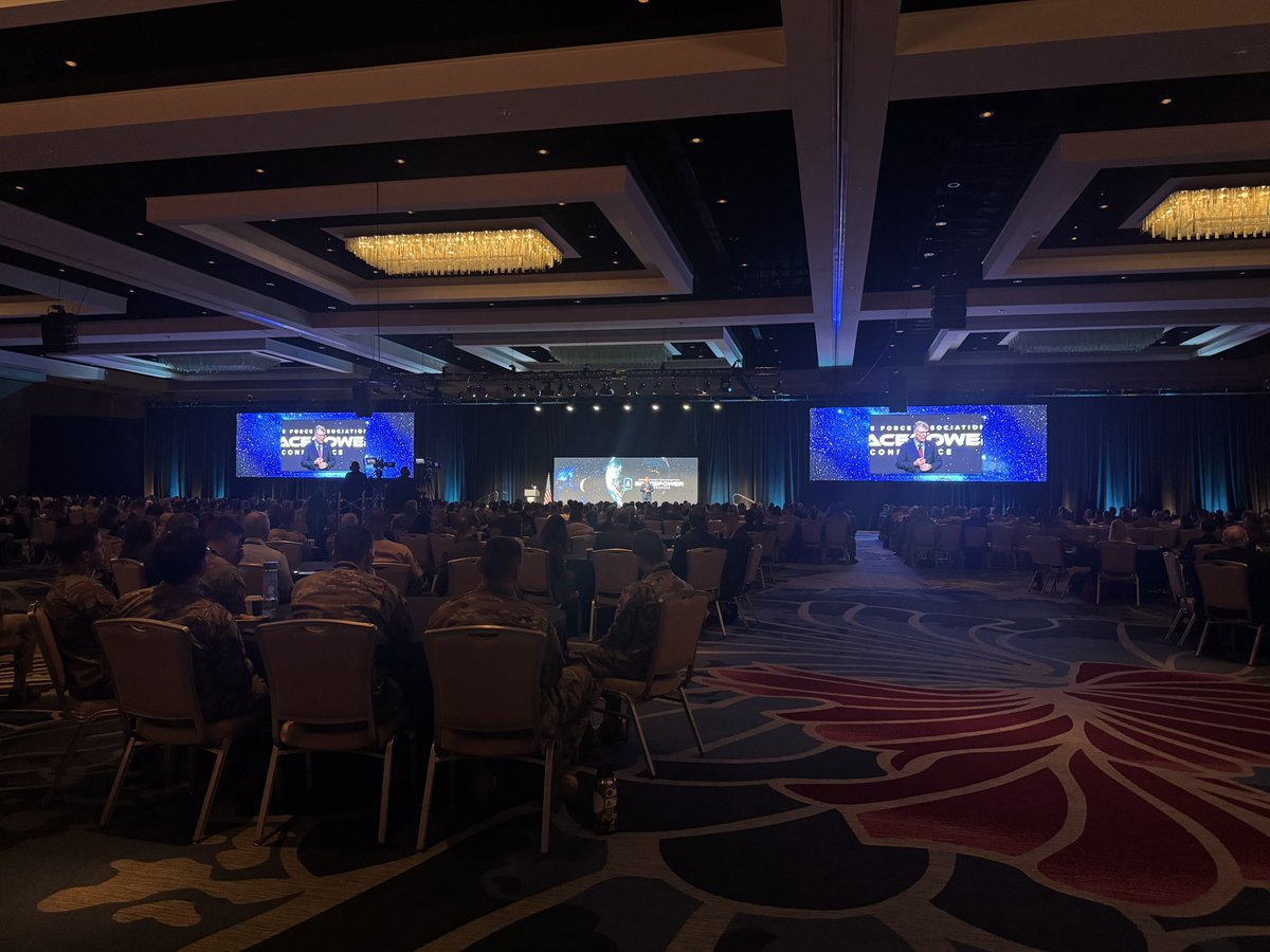 foresth915's tweet image. SPC開催第3回目にしてなんとMeink米国空軍長官やSaltzman宇宙軍大将やWhiting宇宙軍大将など続々登壇で参加者も前回より結構増えてる！

#spacepowerconference #florida #space