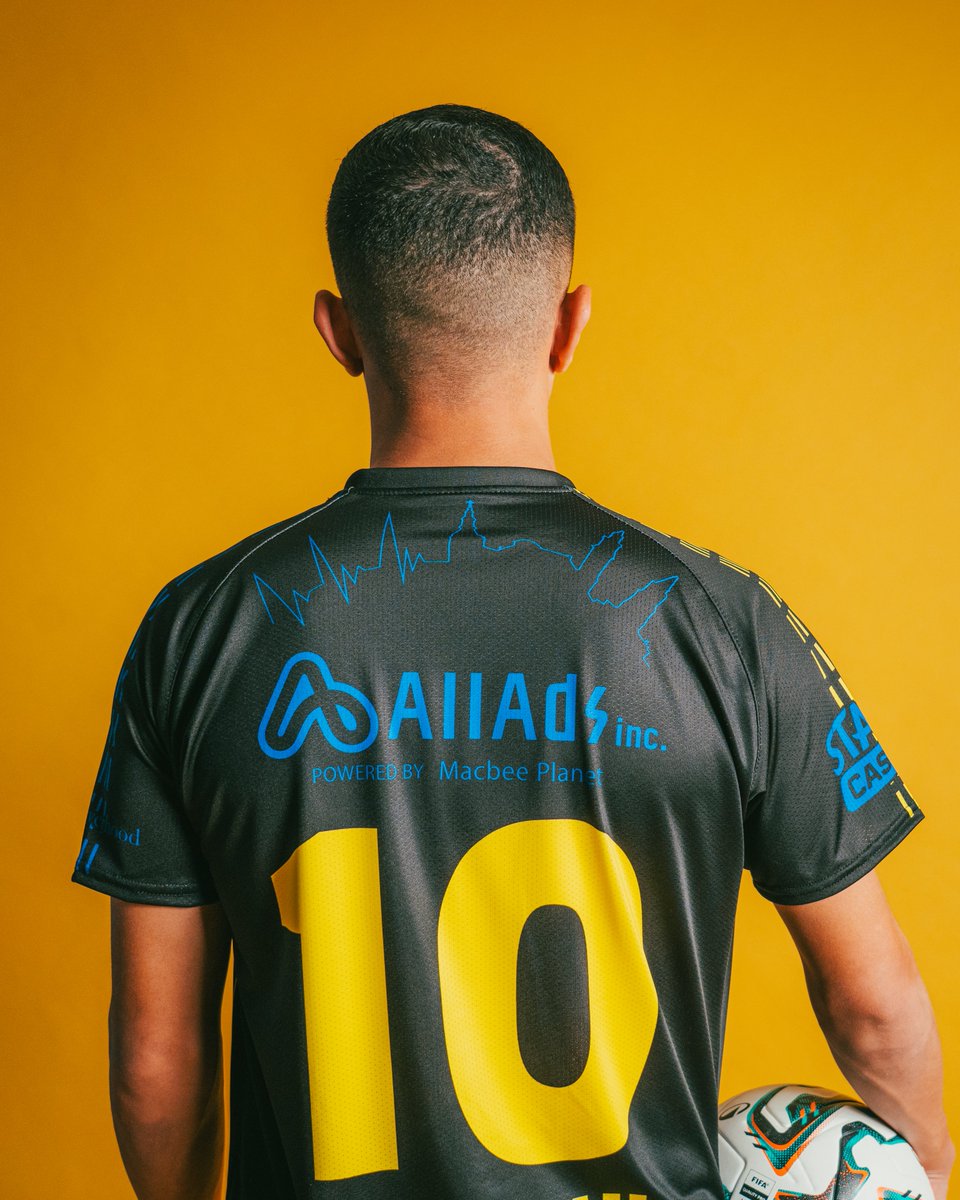 ミーカーズ会長へ捧げる特別ユニフォーム❤️‍🩹 背中の心拍ラインは