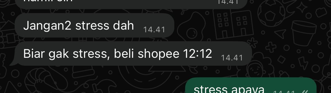 itsmeukhtii's tweet photo. Emng biar gak stress, shopee 12:12 dulu sih https://t.co/6eY1zdGOwC