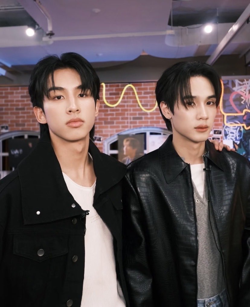 luv_is_SurfJava's tweet image. 家产一定要一起走到是官配有娃有主役剧的时候啊！
 surfjava ฉันจะรอจนกว่าพวกเธอจะได้เป็น cp อย่างเป็นทางการ มีตุ๊กตา cp และมีนักแสดงนำแสดงละครดัง!ต้องตั้งใจทำงานนะครับ

#surfjava #SurfJava