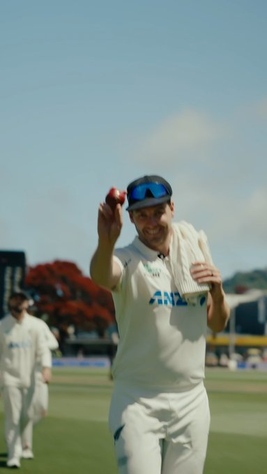 His second five-wicket-haul in two Tests, congratulations Jacob Duffy 🖐/38