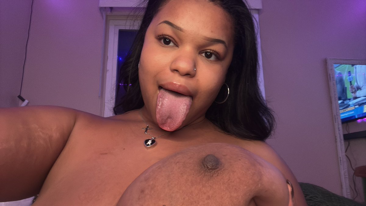 link in bio 🤪 tweet media