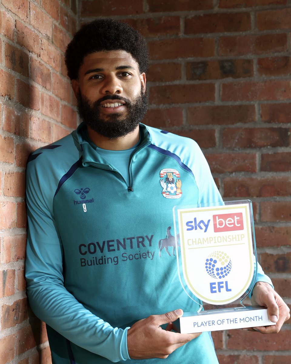 For the second month in a row, Frank Lampard has been awarded the <a href="/EFL/">EFL</a> <a href="/SkyBetChamp/">Sky Bet Championship</a> Manager of the Month after winning all five games in November. 🏆

Ellis Simms completes the Sky Blues' clean sweep as he's awarded the Player of the Month. 🏆

Congratulations, both. 👏