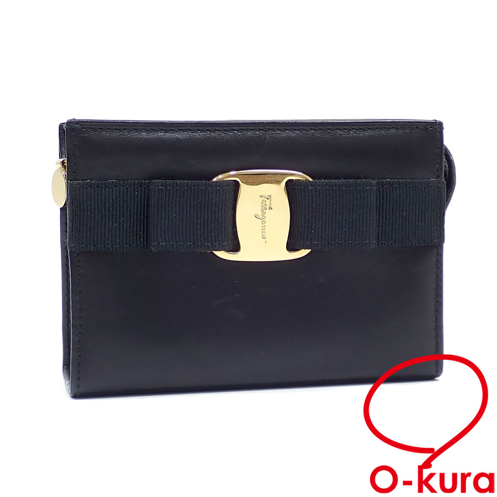 サルヴァトーレフェラガモ 223057 ヴァラリボン キーリング付きポーチ