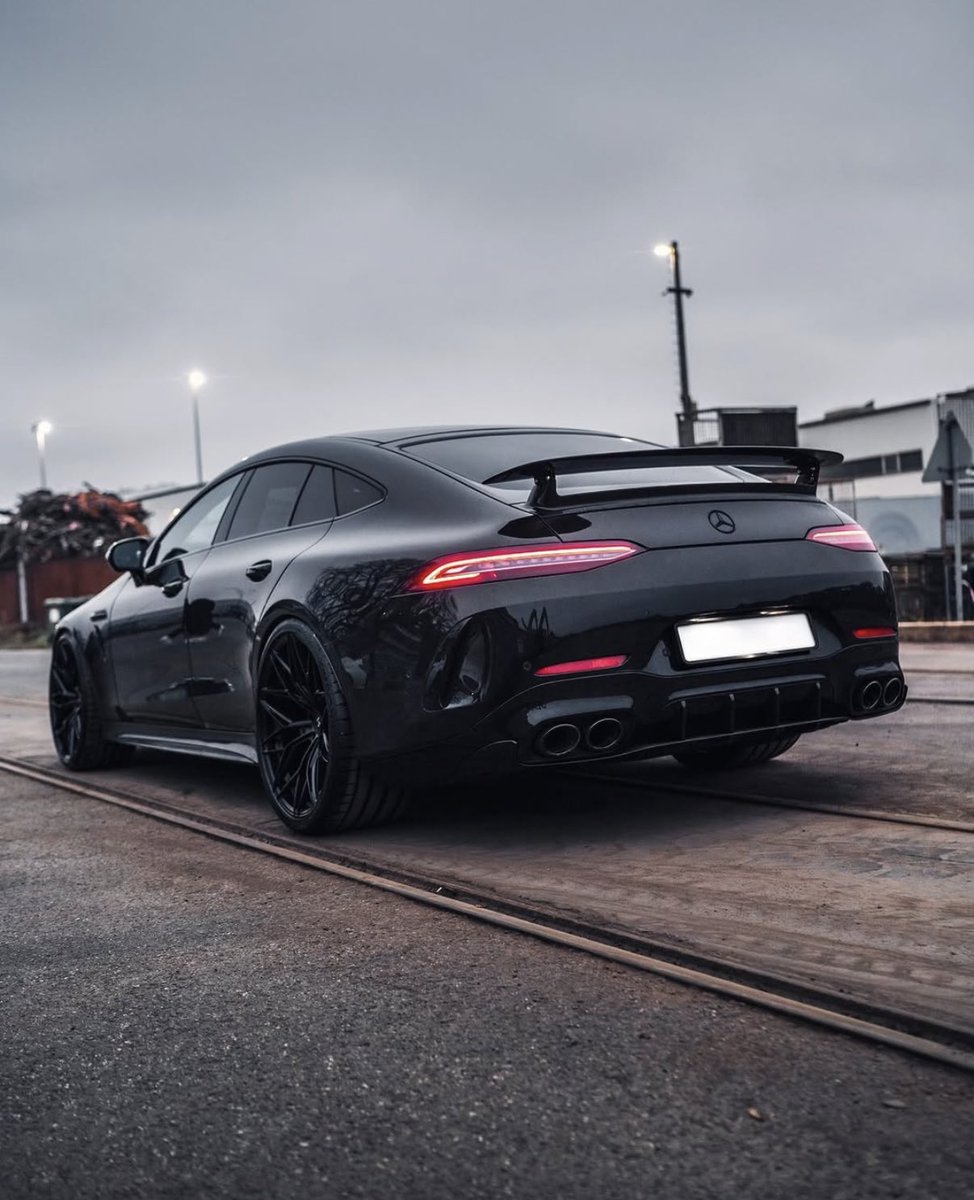 LUX Cars tweet media