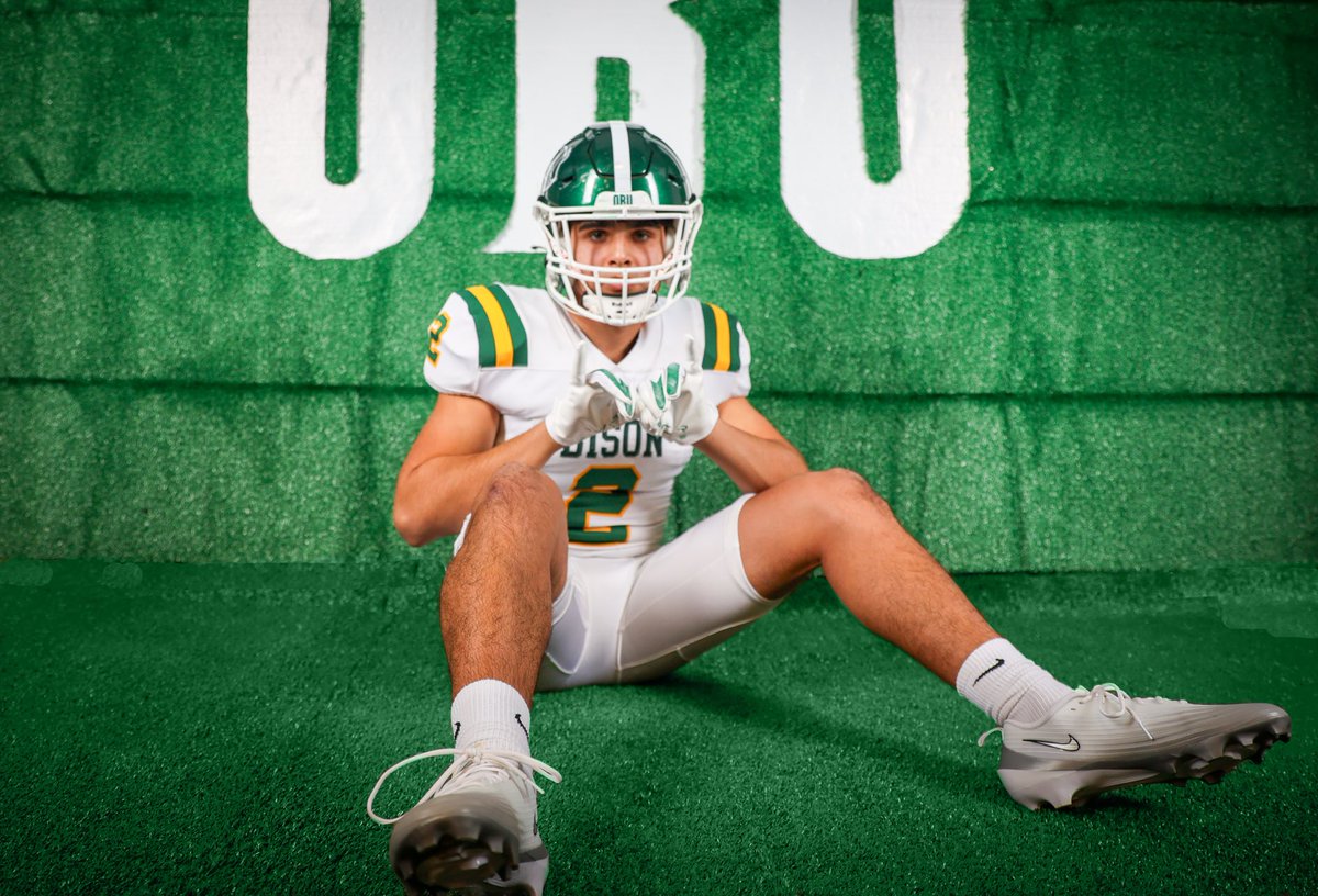 Julian Cue tweet media