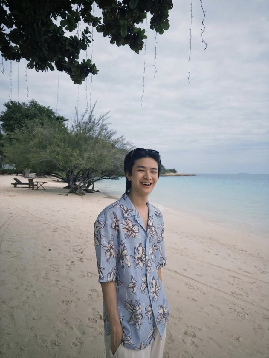 13letsuck's tweet image. นึกว่าไม่ได้ไปกับเขาแล้วอ้วนน น่ารักมากก 
extroverts ระบบปิดจริงๆ
#THAIchayanon 
#BUSbecausaeofyouishine