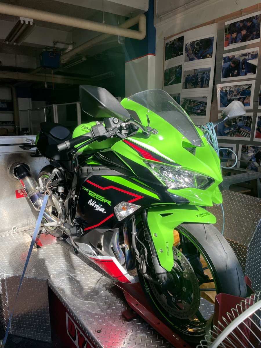 友達が学校の実習車両である Ninja ZX-25R をロムチューンしたとのこと