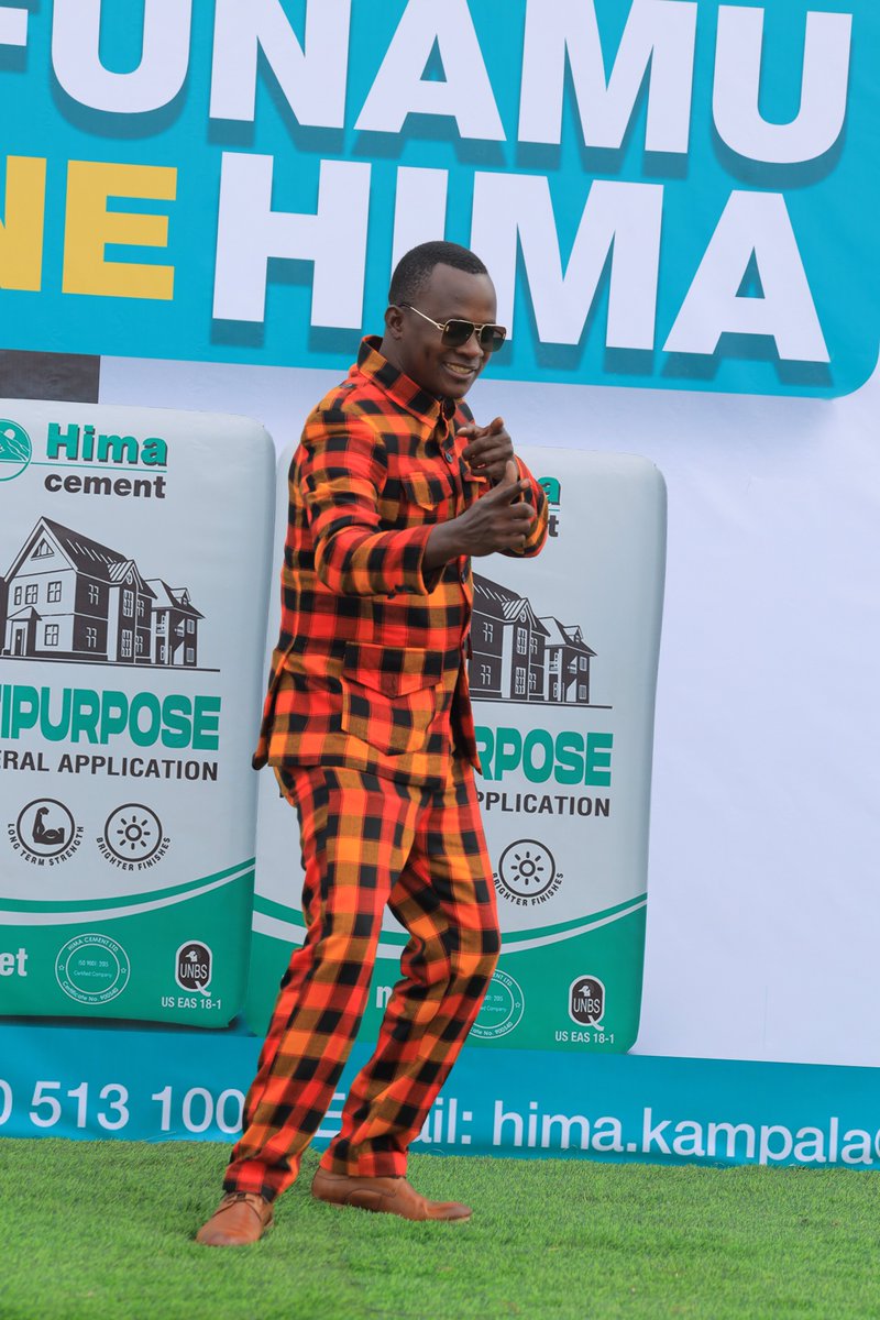 HimaCement's tweet photo. A major highlight of the day was the unveiling of our campaign ambassadors Teacher Mpamire and other influencers who will champion #FunamuNeHima across Uganda’s construction community.

Their energy and commitment will help bring the message to every site.
#HimaCement #CampaignAmbassadors #BuiltWithHima #FunamuNeHima #Rewards