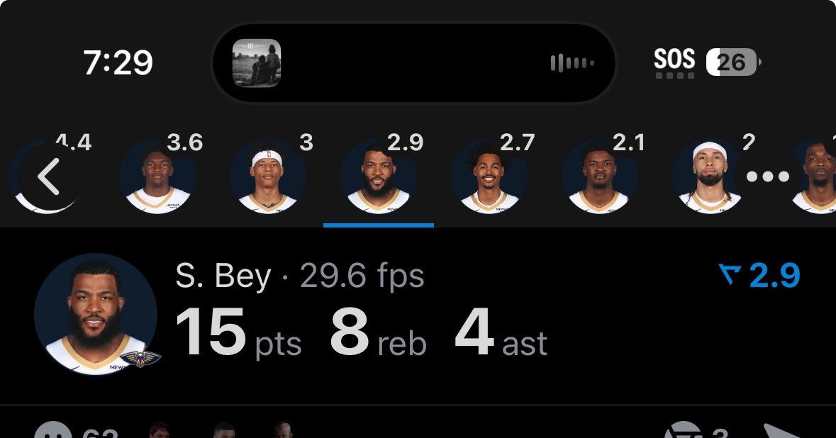 MarkisApollo's tweet image. I hate when i be one off 😭😭