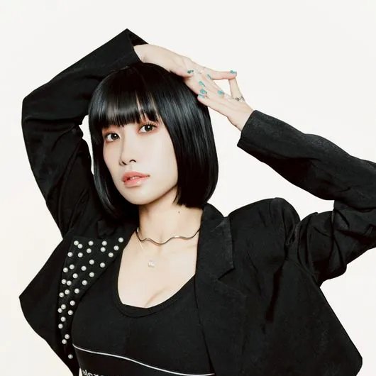 OneilyMusic's tweet photo. Hana Hirai, sister of MOMO and the WSWF winner, created the choreography for UNIS’ upcoming Japanese single “Mwah.” https://t.co/13vGUAMynY
