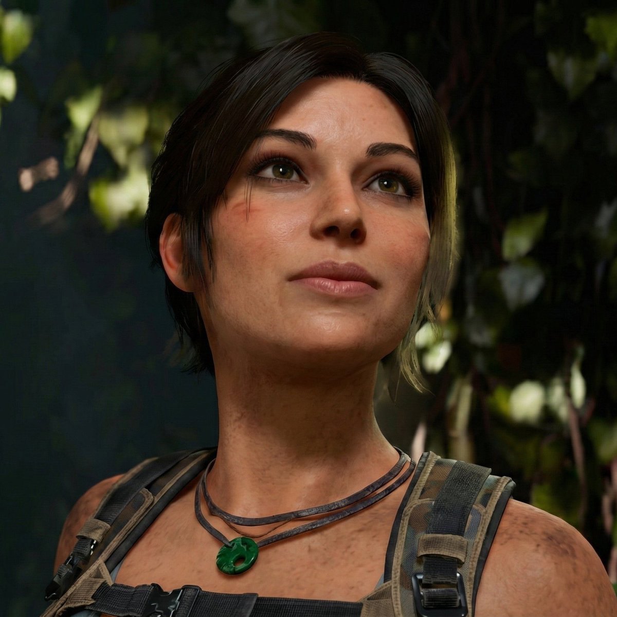 Lara returns. Oh GOD, she's beautiful 😍