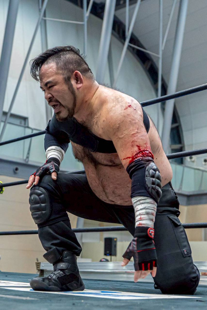 リーダーからのお知らせ】 初顔合わせの渡瀬くんには、ハードコアの