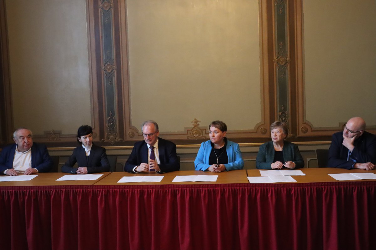 Sachsen-Anhalt tweet media