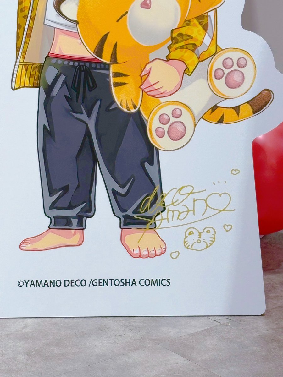 本日一足お先に等身大パネルにサイン入れ＆色紙届けにお伺いしてきまし