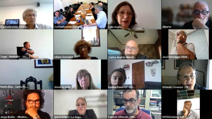 Taller de Cooperar para sus asociadas economiasolidaria.com.ar/taller-de-coop…