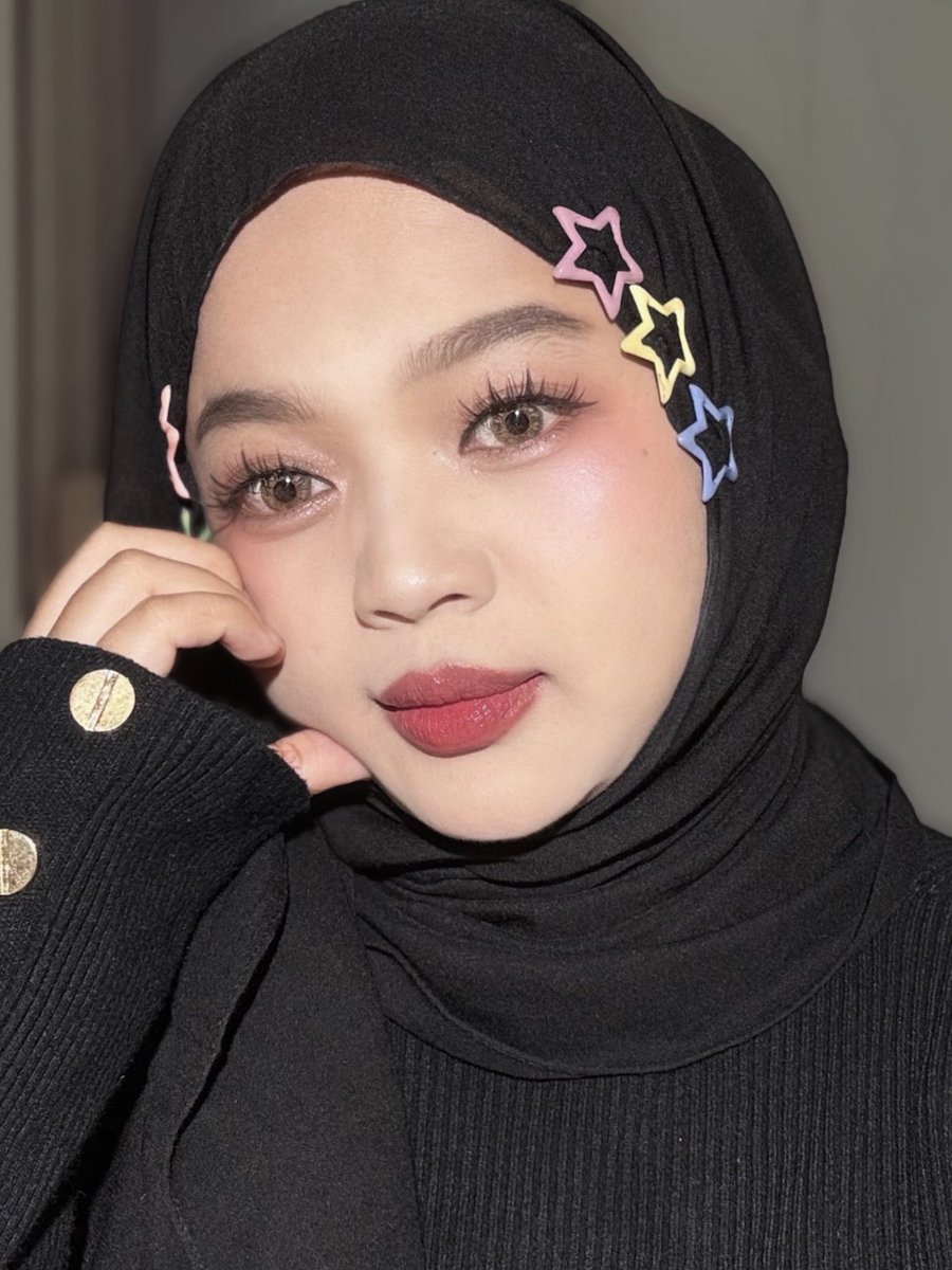 Loose Powder Teratu supremacy‼️✨

Hasilnya kaya filter HD, padahal real!!
