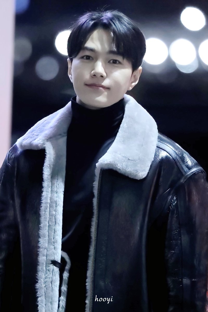 251212 ICN출국✈️

#김명수 #엘 #KIMMYUNGSOO  
#인피니트 #INFINITE