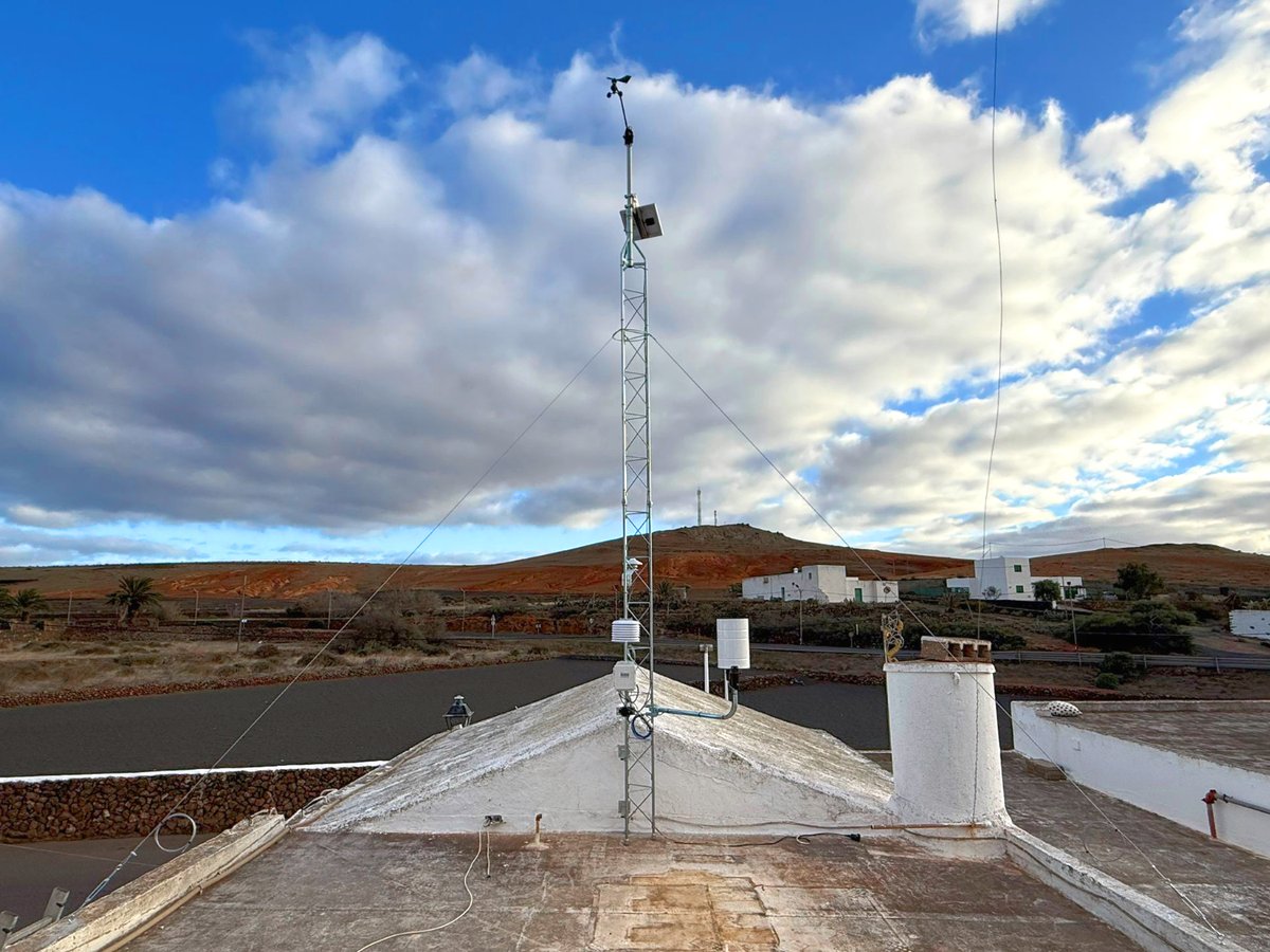 darrera_meteo's tweet photo. ✅ We've installed 7 HOBO RX3000 weather stations for the observation network of the Lanzarote Island Water Council!

💧 Data helps optimize water resource management and improve response to sudden heavy rainfall.

https://t.co/vLj3BsN3E5 https://t.co/epWDckjonI