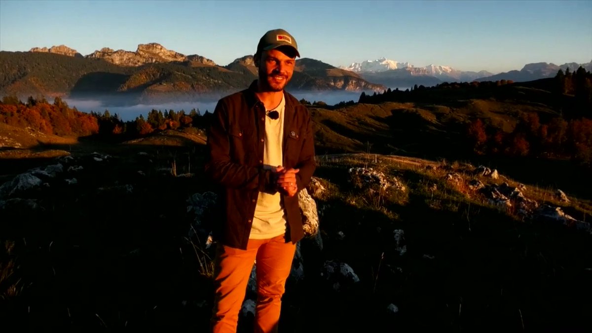 Isaac, d’Alzira 🍚, fa 2 anys que viu a La Roche-sur-Foron. Amb ell recorrerem en bicicleta els boscos i camins de la regió, un entorn natural típicament alpí que combina rutes verdes, aire pur i panoràmiques espectaculars de les muntanyes 🏔️🚲

#ValenciansAlMón