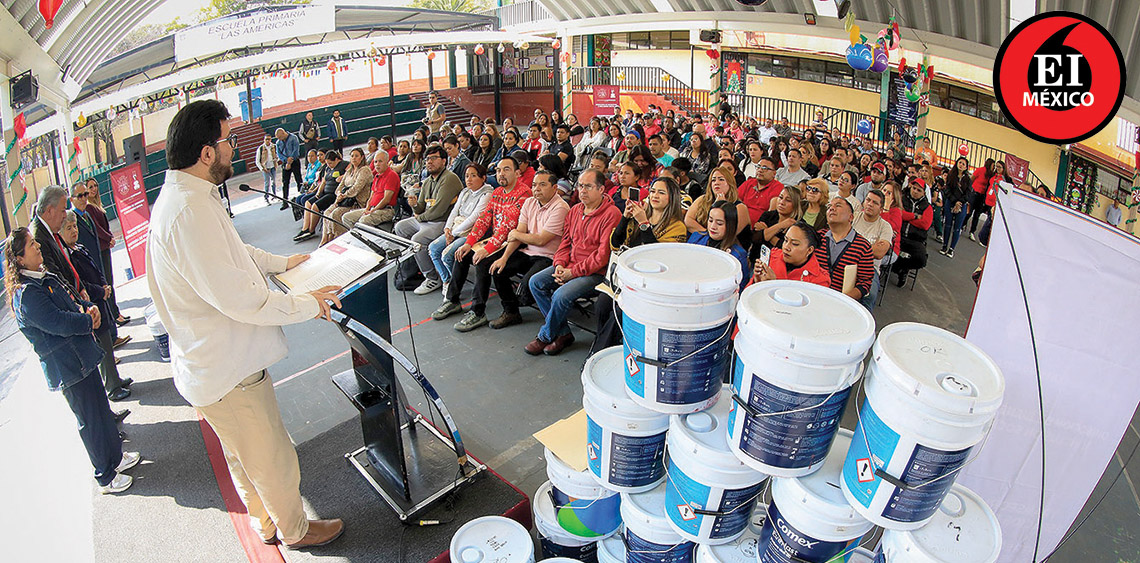 ElInformanteMX's tweet photo. Finaliza @isaacsolar entrega de #pintura e #impermeabilizante a 52 #escuelas de #Naucalpan
Señaló que esta #iniciativa tiene el propósito de mejorar la #InfraestructuraEscolar y asegurar #EntornosDeAprendizaje más #seguros y #dignos.
Tag: @GobNau
https://t.co/4ZNlSBtnPK https://t.co/BNCTuZbMqM