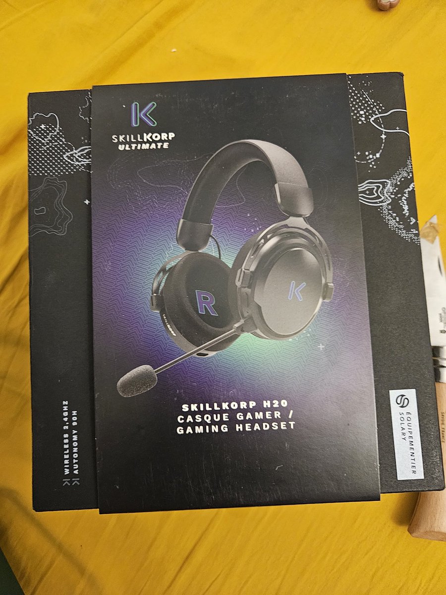 Merci <a href="/gramildinho/">Gramildinho</a> pour le casque ❤️❤️❤️ et merci <a href="/NKoutishh/">N𝗞𝗼𝘂𝘁𝗶sh</a> de m'avoir laissé ton cadeau 🎁 🤩🤩