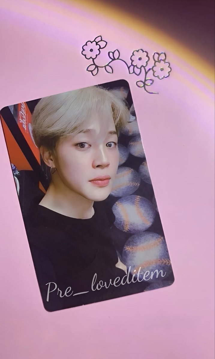 Pre_loveditem's tweet photo. May i ask if i sell this pc RM190, will anyone interested to buy it?

(I just don’t collect pc anymore so i planning to let go of it.. I bought it in higher price. The condition is 10/10. No defect at all since i keep in binder only..)

#pasarBts https://t.co/W6a7sPzs0k