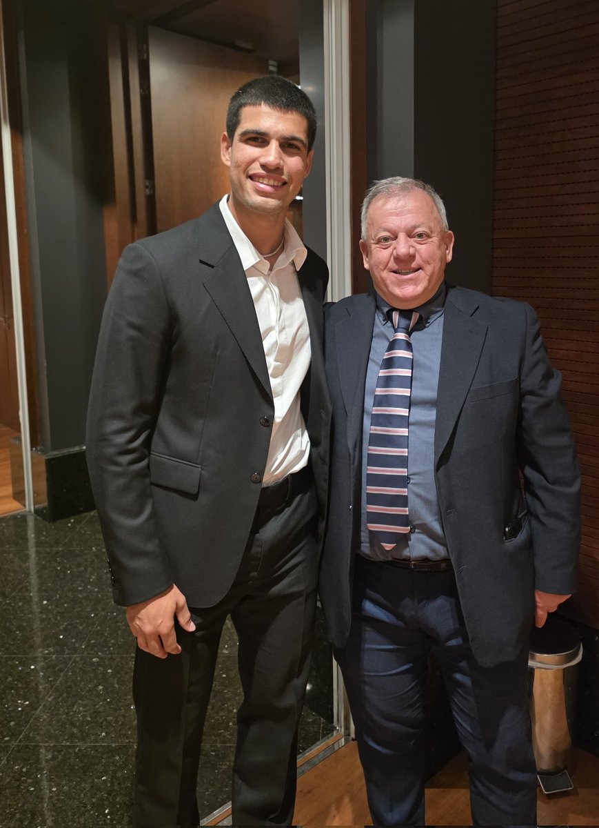 Cayetano Montiel tweet media