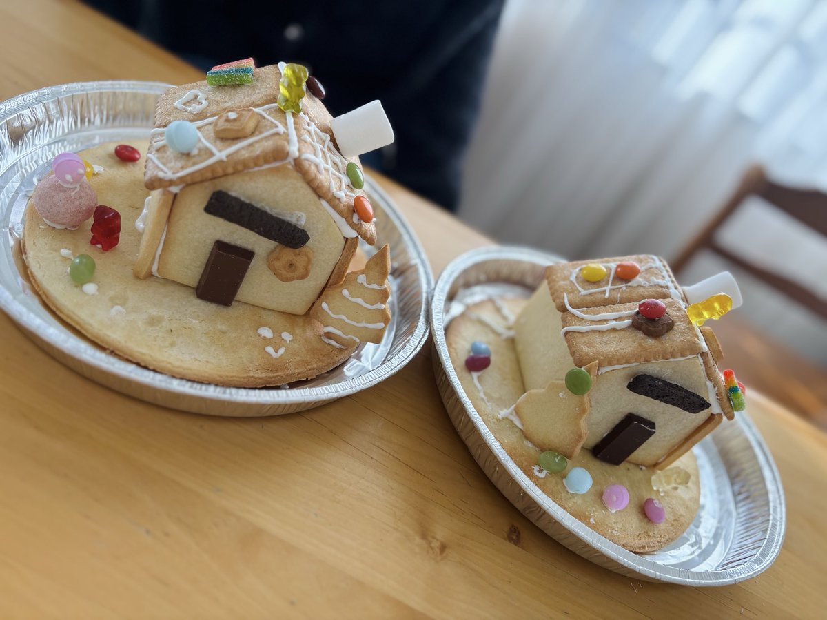 今週はページ数が多いの案件のお見積もりを3時間半以上かけて作成！
無事にお任せいただけそうです☺️

さらに、新しいサイト制作の案件もいくつか進めることができた✨

そんな中でも、
マーケティング講座や企画に参加して、
学ぶ時間を確保できたのが嬉しい❣️