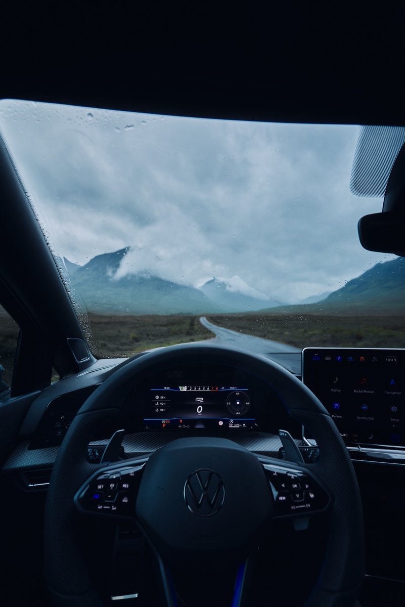 JohnClarkVW's tweet photo. The Golf R. Built for real life, and somehow still the most fun part of your day.

#VWGolf #Volkswagen #GolfR https://t.co/NsdUDRNepT