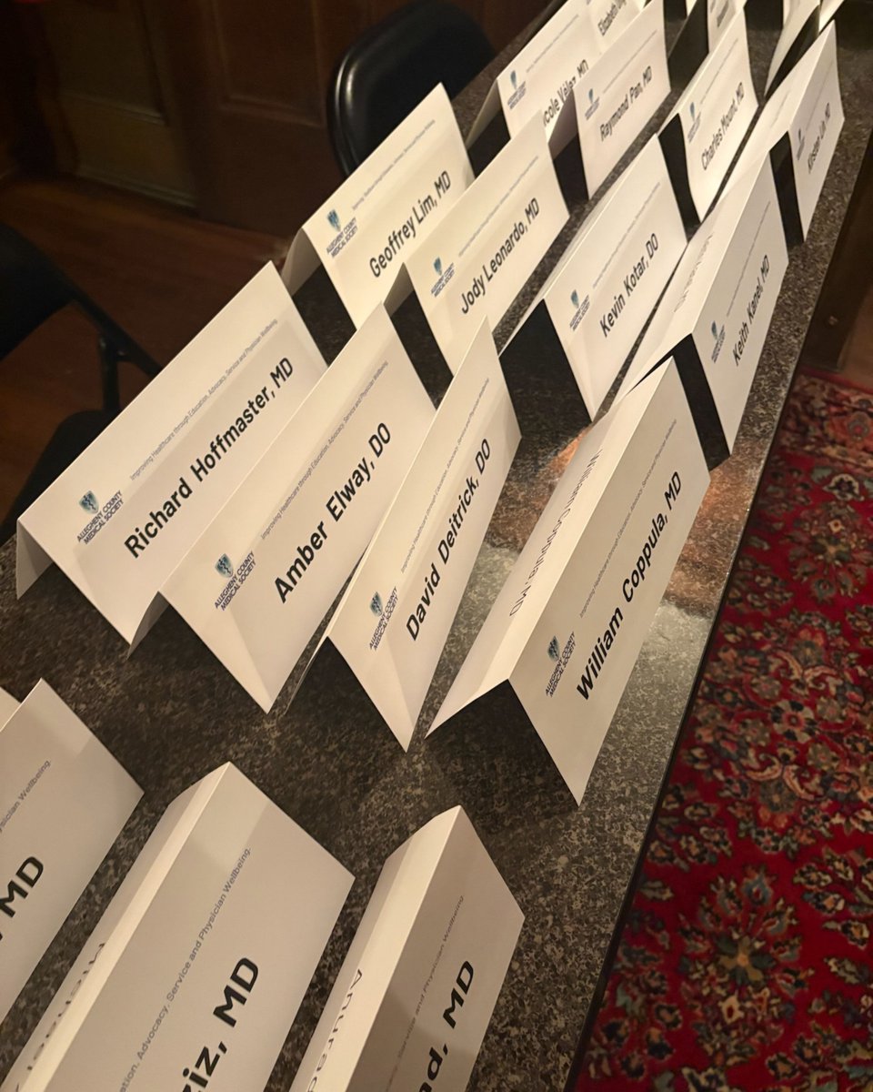alleghenycms's tweet photo. Take a look at our final Board of Directors meeting of the year! 💙

#ACMS #BoardOfDirectors #PittsburghPhysicians #BoardofDirectors #HolidayKindness https://t.co/cAU5Jzmm7w