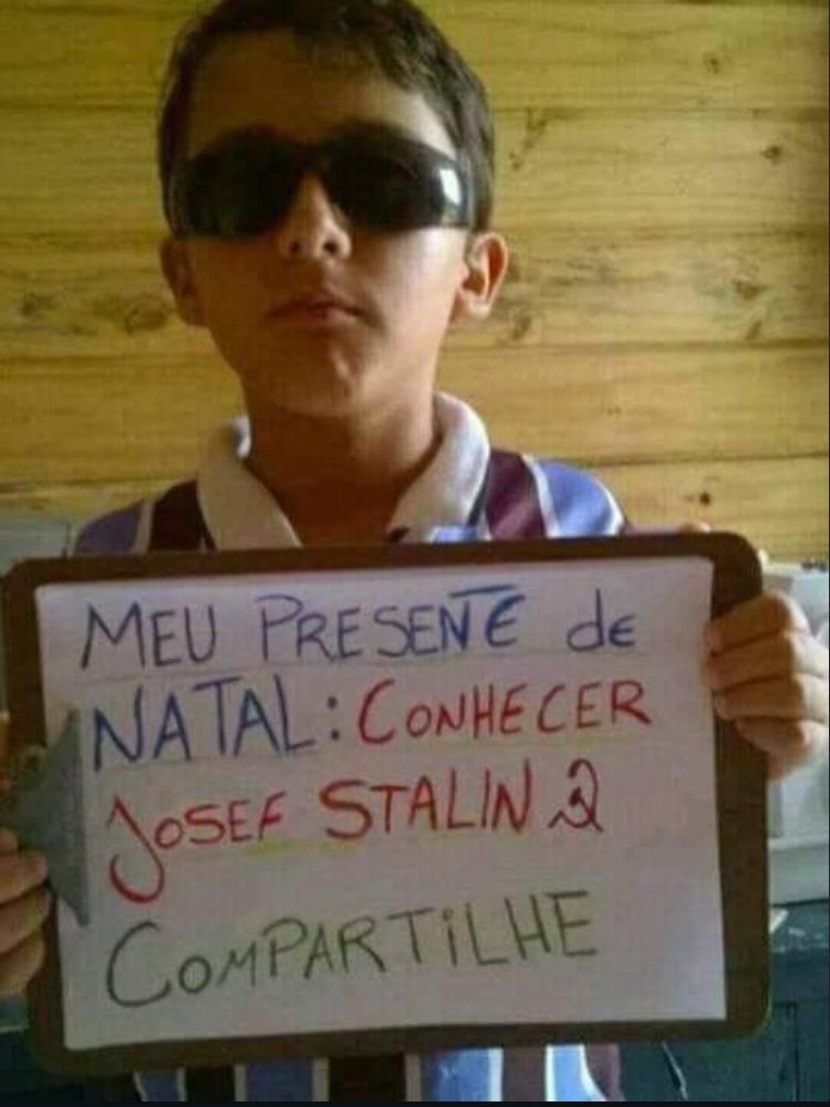 SOMOS GREVISTAS
SEMPRE PROTESTANDO
PATRÃO É PUT0
SEGUE SEMPRE EXPLORANDO🎶