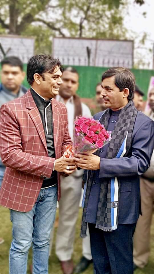 भाजपा के राष्ट्रीय प्रवक्ता पूर्व केन्द्रीय मंत्री भारत सरकार मोहतरम जनाब सैयद शाहनवाज़ हुसैन जी को जन्मदिन की पुरख़ुलूस मुबारकबाद 🪷
ख़ुदा से आपकी सेहत व सलामती के लिये दुआगो हूँ 🤲🏻

<a href="/ShahnawazBJP/">Syed Shahnawaz Hussain</a> 
<a href="/BJP4India/">BJP</a> 
<a href="/BJP4Bihar/">BJP Bihar</a>