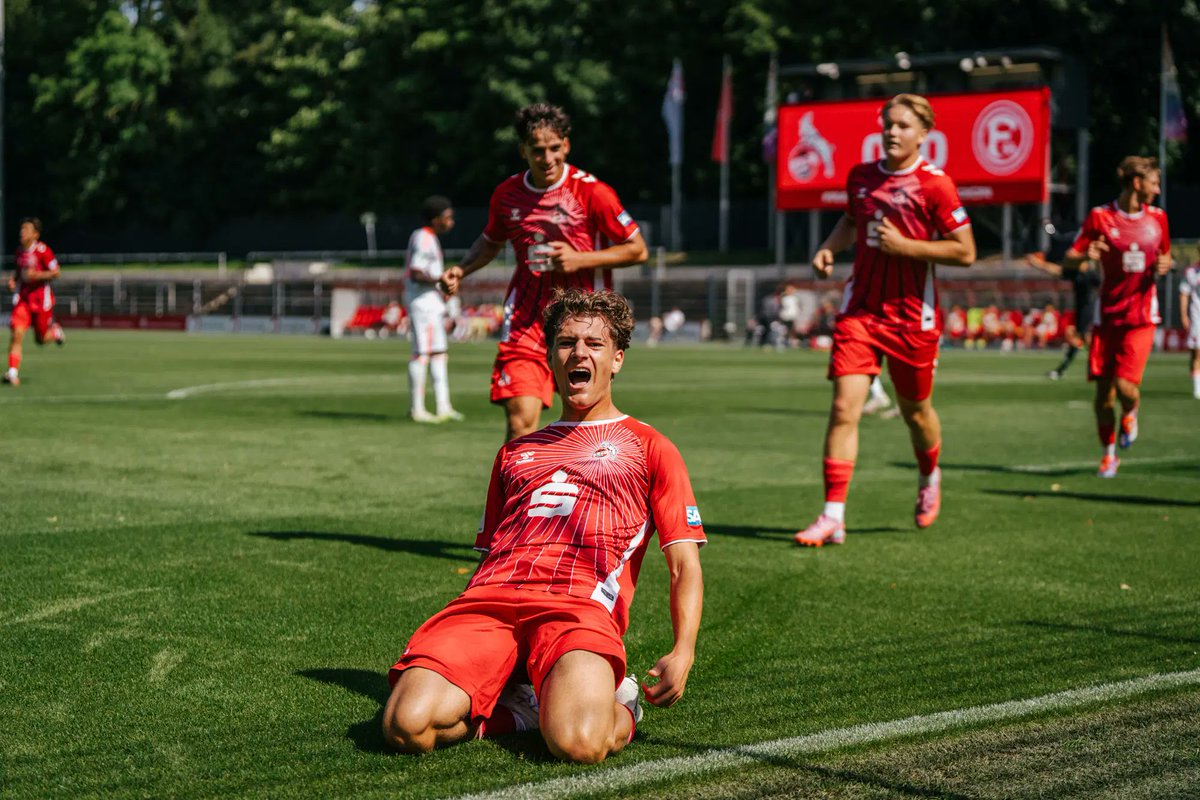 FT_schneidi's tweet photo. 🚨 Excl. 🇩🇪🇮🇹
Alessandro #Puzzo (1. FC Köln) is on the radar of clubs from Italy. #FCBologna, #Lazio, #Atalanta Bergamo have made inquiries. His contract is expiring and his future is uncertain.
#SerieA #Bundesliga #1FCKöln https://t.co/ZFTfvjd2LZ