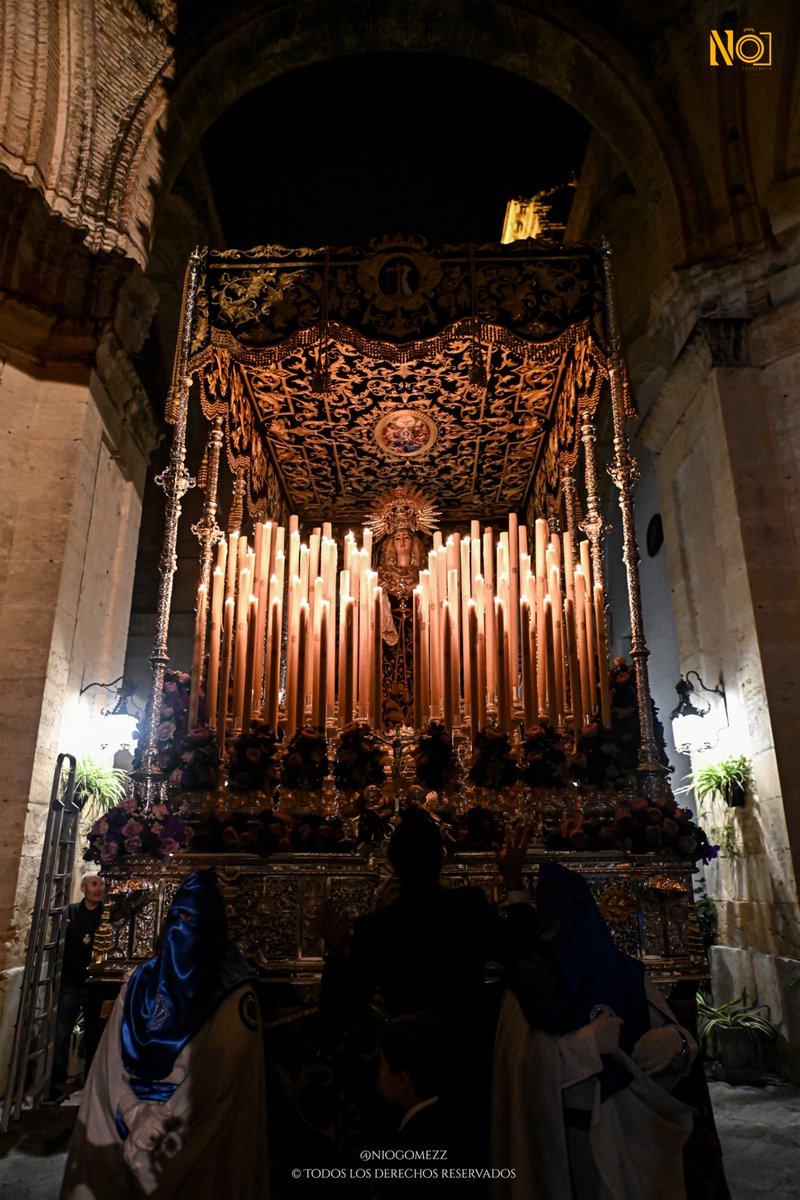 Imagenes de nuestra Semana Santa de Écija - Nuestra Señora de los Dolores Coronada   #SemanaSanta #SemanaSantaÉcija #FotografiaCofrade #Cofrade #Detalles #NioGomez <a href="/HERMANDADSANGIL/">HERMANDAD DE SAN GIL</a> #TDSCofrade
