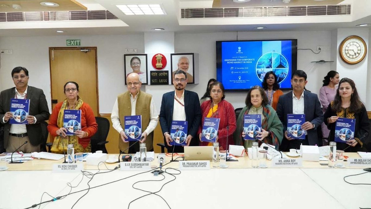 knnindia's tweet photo. Corporate Bond Market Depth Crucial For Liquidity &amp; Investor Participation: NITI Aayog CEO

#NITIAayog #CorporateBondMarket #ViksitBharat #IndianEconomy #CapitalMarkets #GreenFinance #InfrastructureFinancing #MSME #InvestmentIndia @NITIAayog

https://t.co/li9iBSoa1G https://t.co/g8H9OtCCvq
