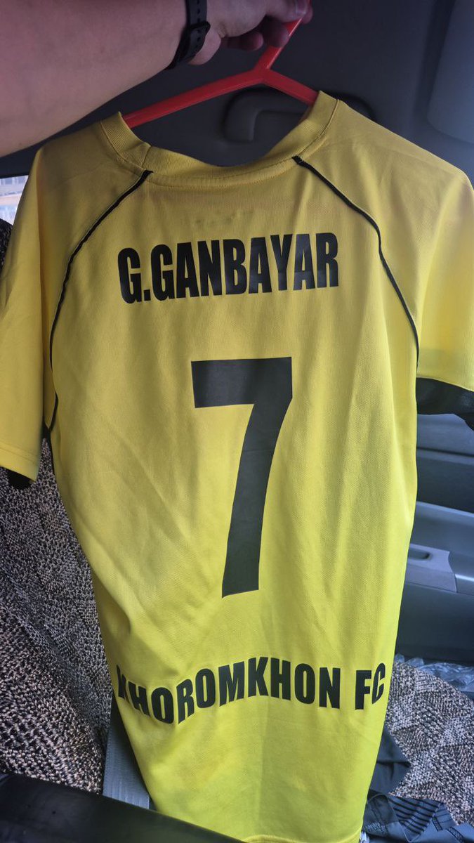 Enksta's tweet photo. Ganbold Ganbayar is one of the most successful players to come out of Mongolia playing in Europe, Slovenia top div. With amazing cooperation with @paul_c_watson his international tryout started at @BarnetFC. Found his first ever league jersey though https://t.co/rM5363AUrx