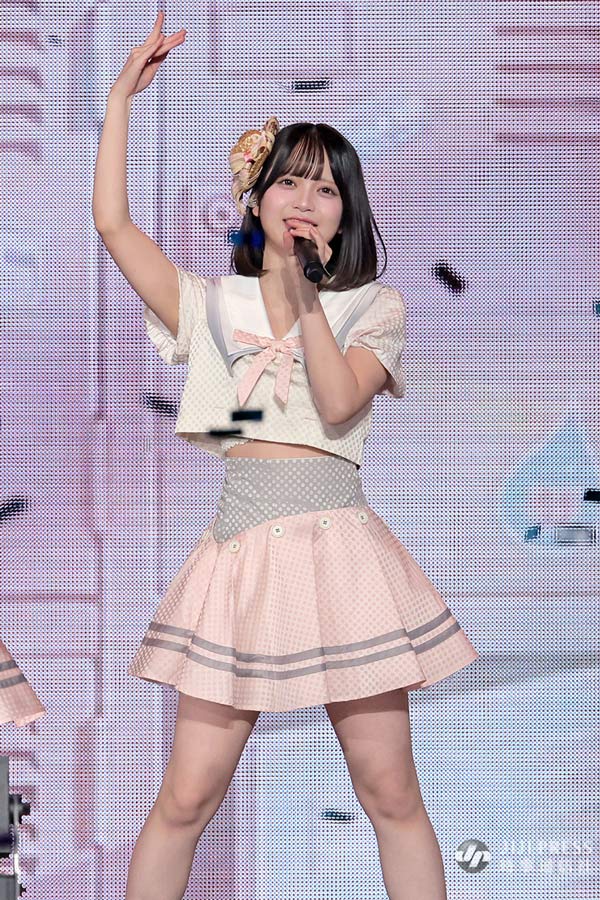 d*3様 AKB48 川村結衣 2025 武道館 チャンスくじD賞 サイン入りチ AKB48 20th Year Live Tour 2025 in 日本武道館 ～あの頃、青春でした