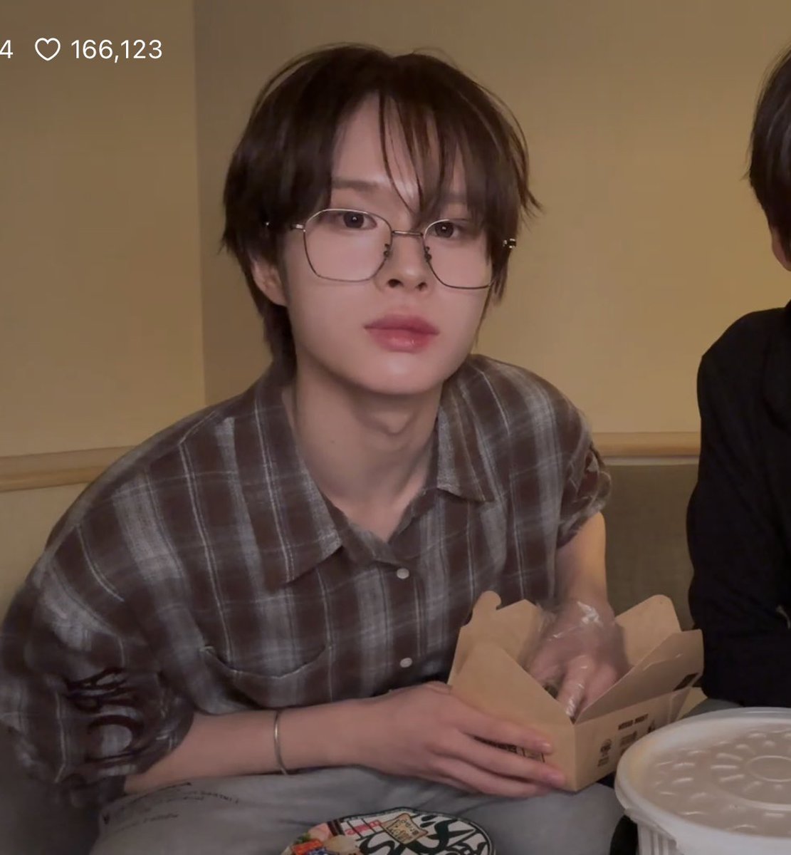 sgkmm_'s tweet photo. 얼굴 미침 https://t.co/uaeXOfF80a