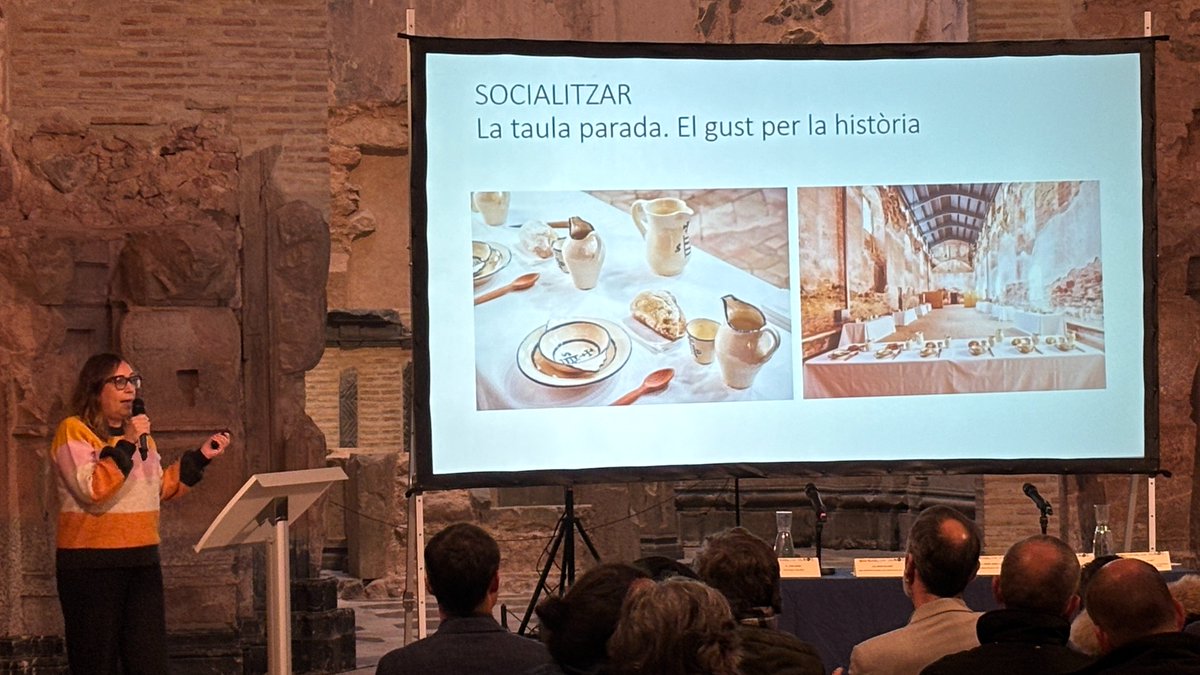 patrimonigencat's tweet image. 🌄 La Cartoixa d’Escaladei ha acollit la 1a Jornada de bones pràctiques de paisatge cultural.

🌱 S’hi han presentat projectes i experiències del Priorat que reforcen la preservació, la gestió i la transmissió del seu paisatge cultural com a valor identitari del territori.