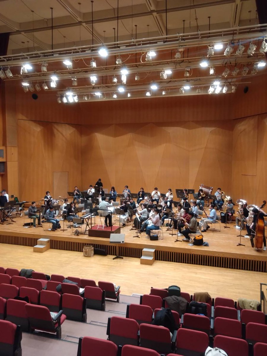 oak_wind's tweet photo. 今週末12/14は定期演奏会🍀

地震で関東も揺れましたね😰
これまでの練習の成果を発揮できるように、安全に当日を迎えられますように🙏
明日土曜日は最後の練習日。
体調にも気をつけていきましょう❗️
＃OakWindSymphony
＃鎌倉芸術館　＃吹奏楽　＃演奏会
＃団員募集 も12月末から再開予定です✨️ https://t.co/uajoJRUO9J