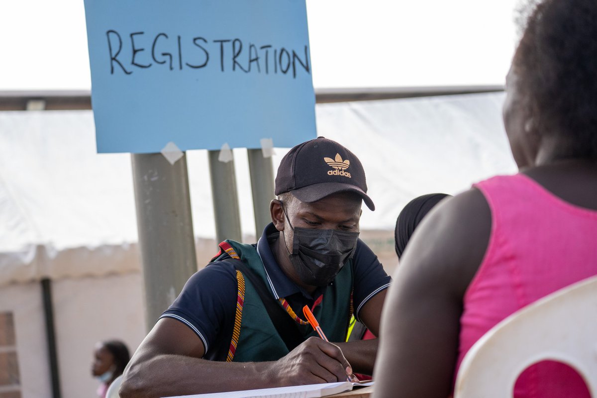 TheBashGlobal's tweet photo. Over 1,000 Kamwokya residents received FREE healthcare, including screenings for hypertension, diabetes, safe circumcision, antenatal care, and more. 

In Uganda’s informal settlements, healthcare is still a luxury for too many. On this day, it wasn’t. https://t.co/DtQf7VGIpx
