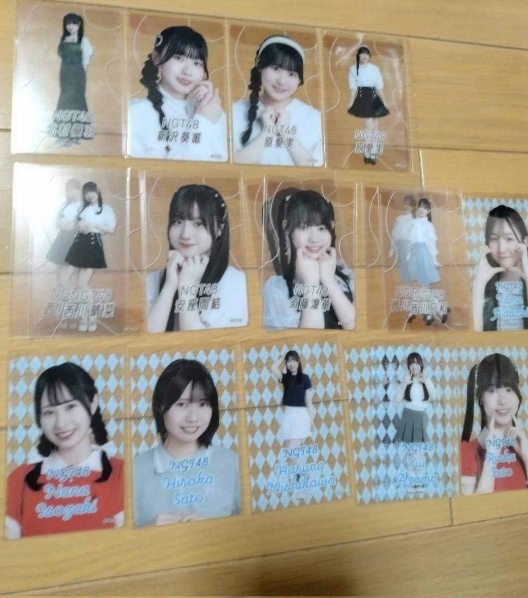 【1枚100円、200円】 NGT48 選ポス 生写真 NGT48 クリアカードトレポス 譲 画像参照 求 コンプは2枚で定価買取