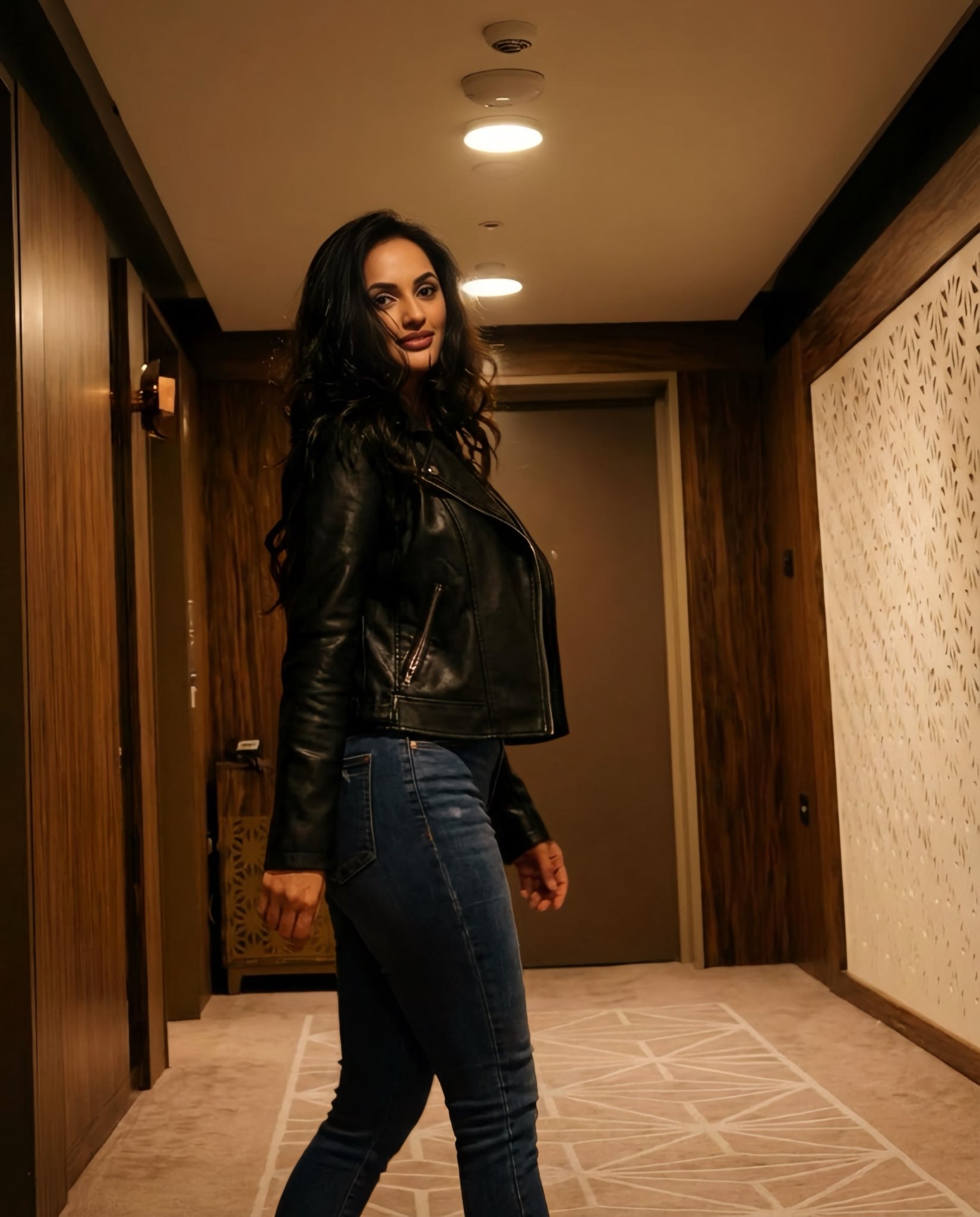 G79Bg4KaUAAydbu?format=jpg&name=large