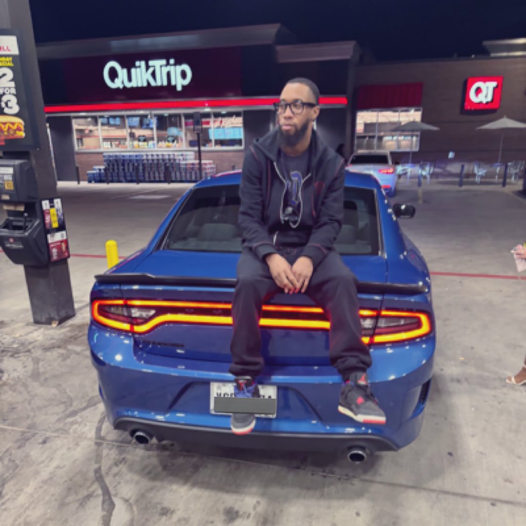 luReggie's tweet image. #NewProfilePic