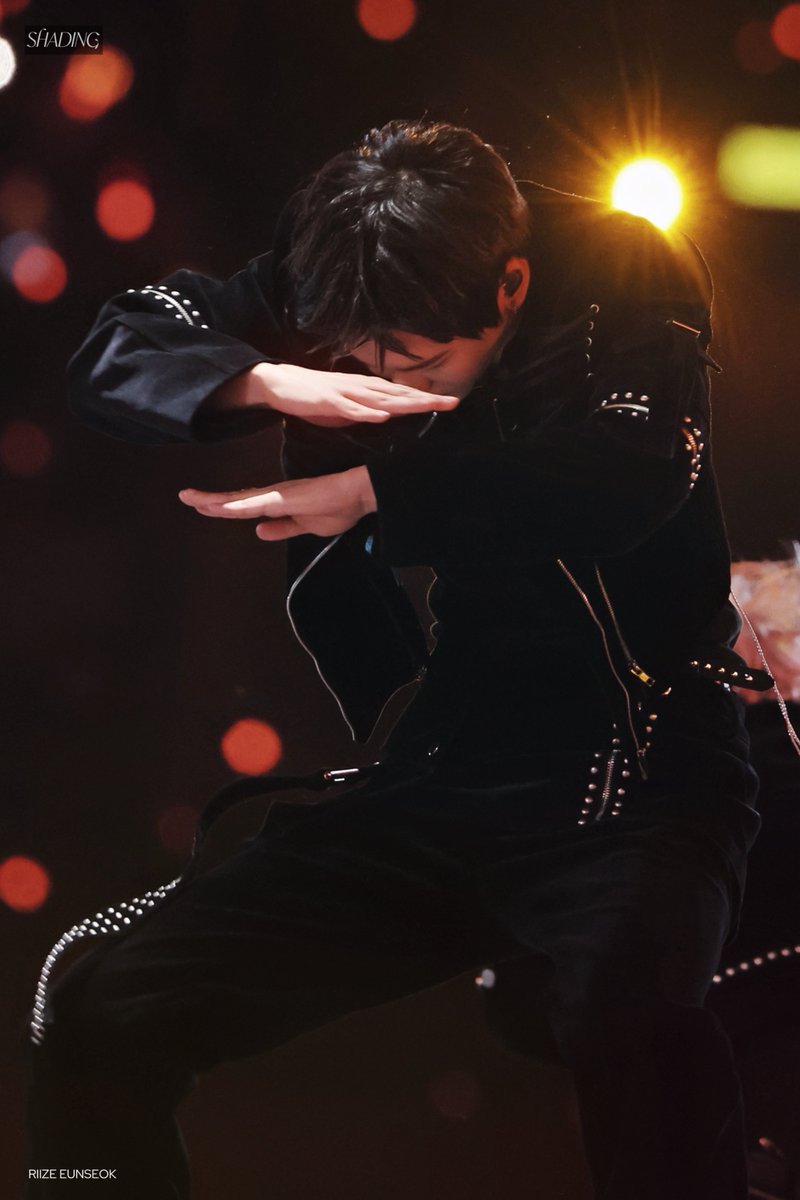 𝙎𝙃𝘼𝘿𝙄𝙉𝙂 tweet media